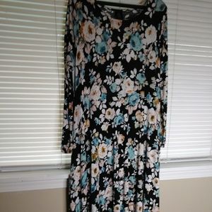 Agnes and Dora dress floral